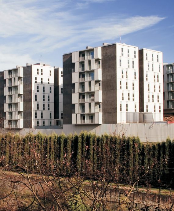 Sistema de ventanas abisagradas COR 70 industrial